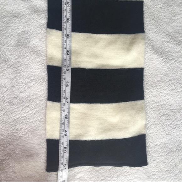 Xhilaration scarf hat gloves set stripe scarf - Picture 4 of 7